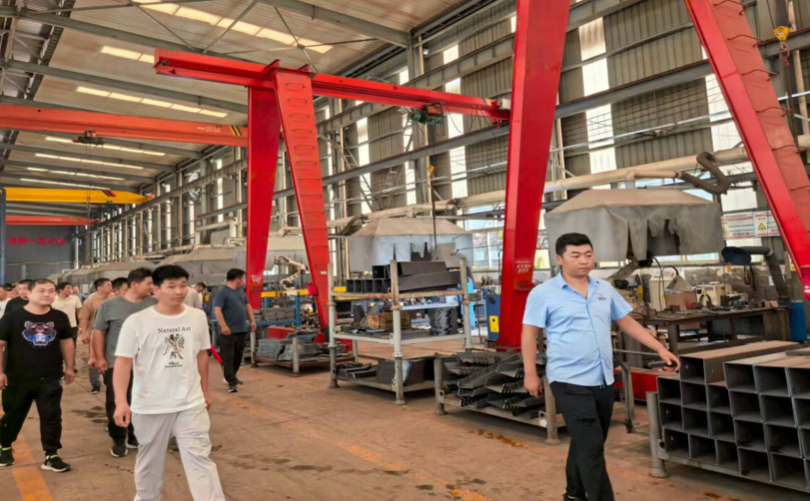 Операторы сельскохозяйственной техники Таншаня посещают Синьванду